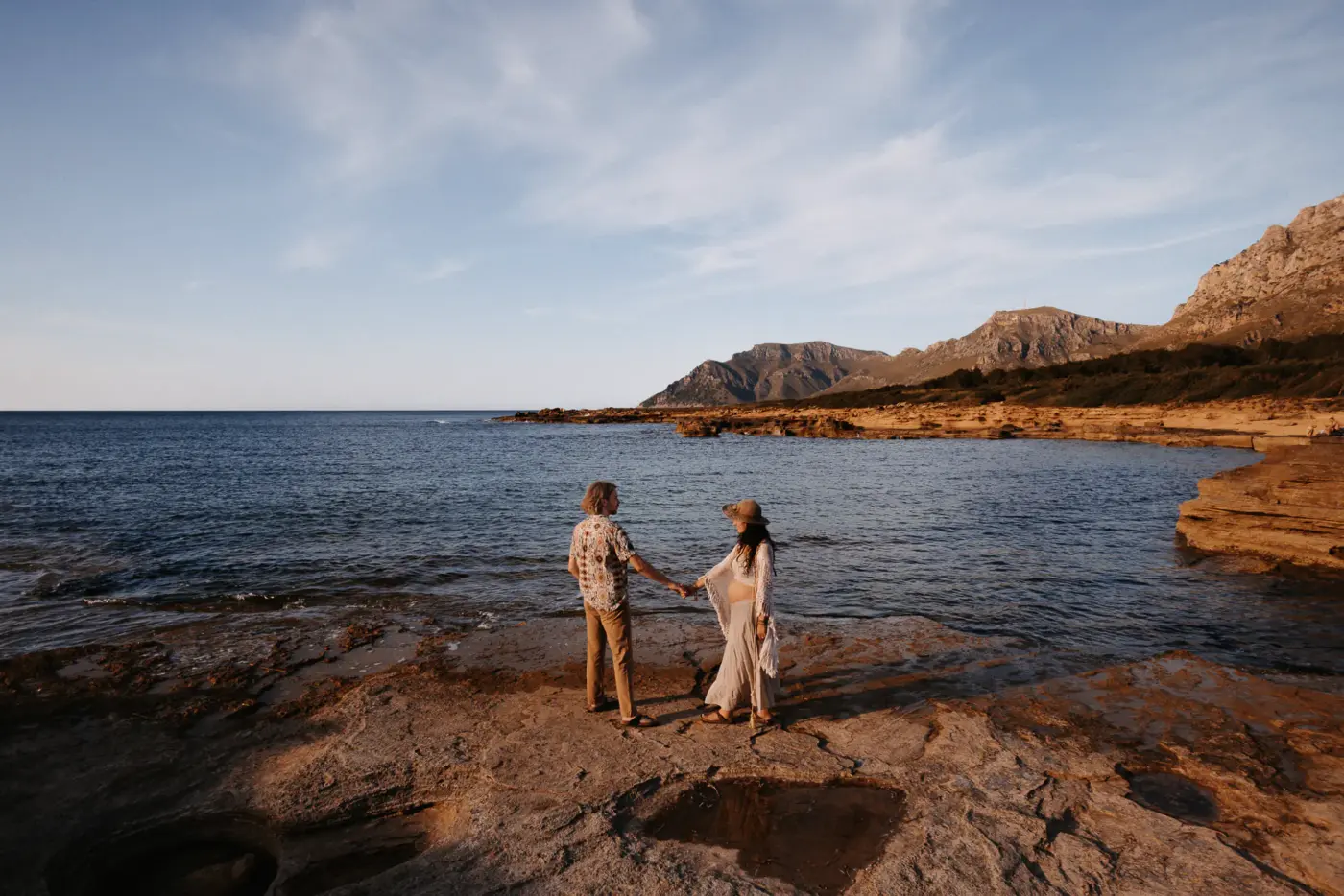 Paarshooting Mallorca Spaziergang am Meer